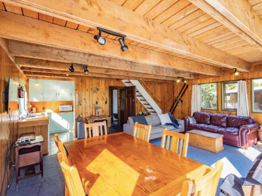 הוילה אוהקונה Adventure Base מראה חיצוני תמונה